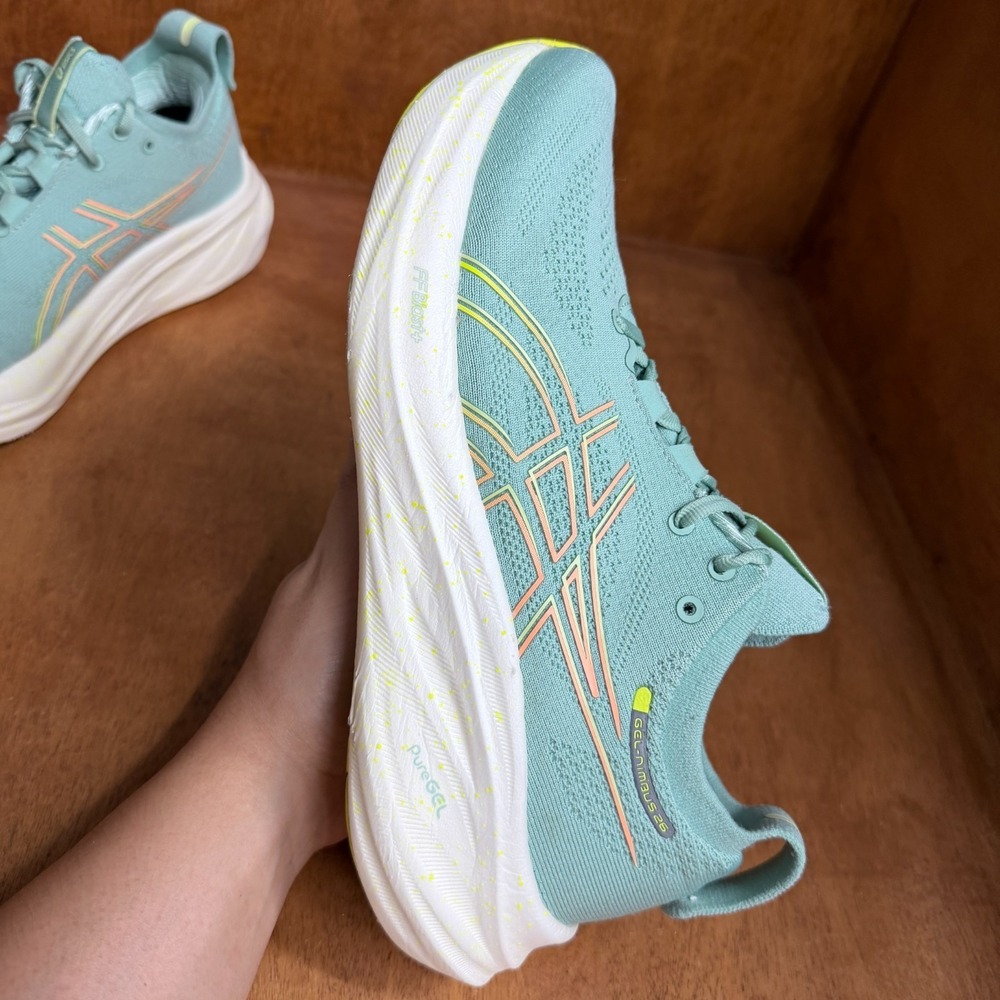 ASICS GEL-Nimbus 26 Running Shoes Womens Size 9 Light Celadon Sneaker 1012B601 - Picture 9 of 16